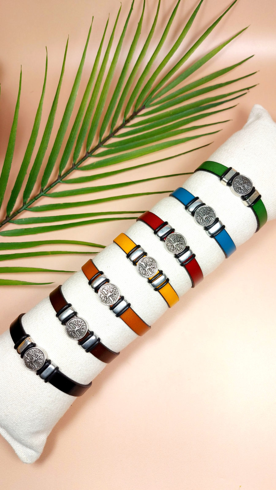 bracelet arbre de vie en cuir