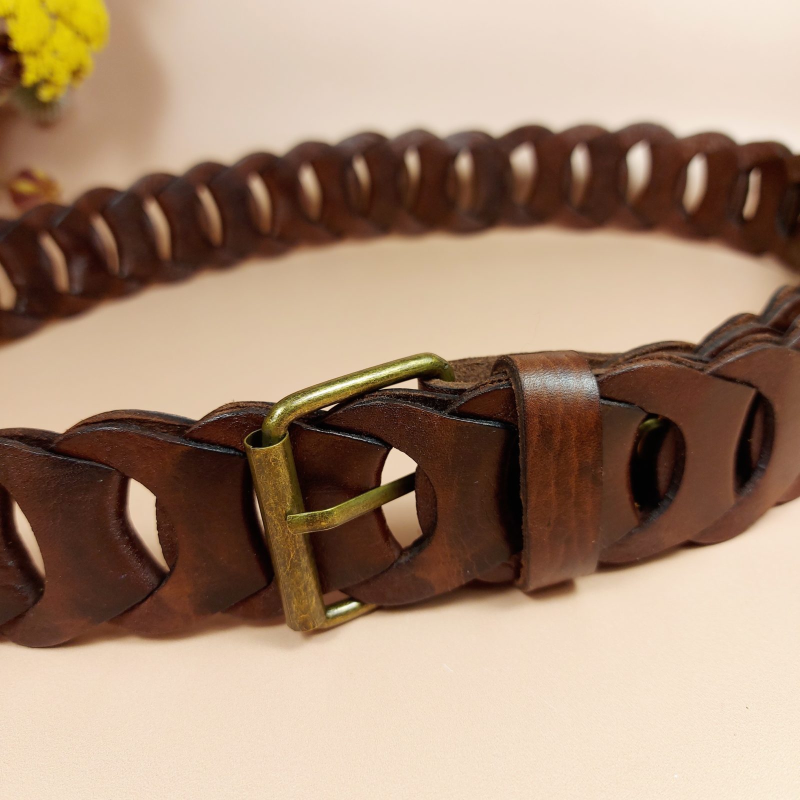 Ceinture large maillons marron en cuir