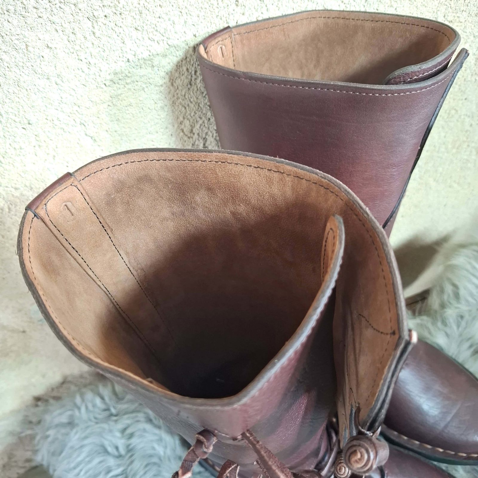 Bottes médiévales ou viking en cuir