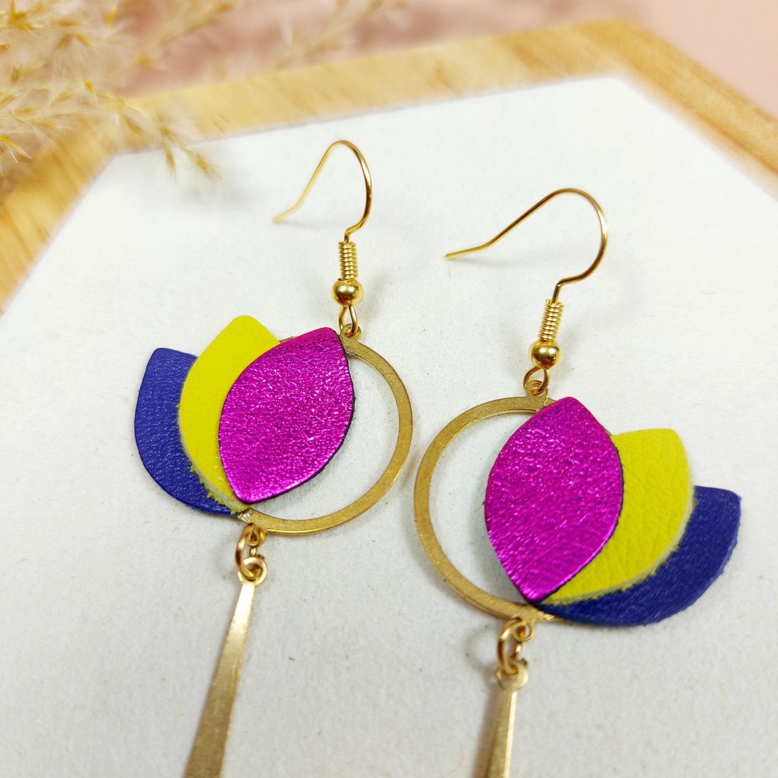 Boucles d'oreilles pendantes en cuir vert