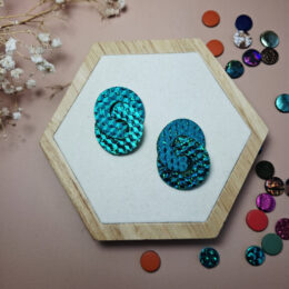 Boucles d'oreilles géométriques cuir holographiqhe vert