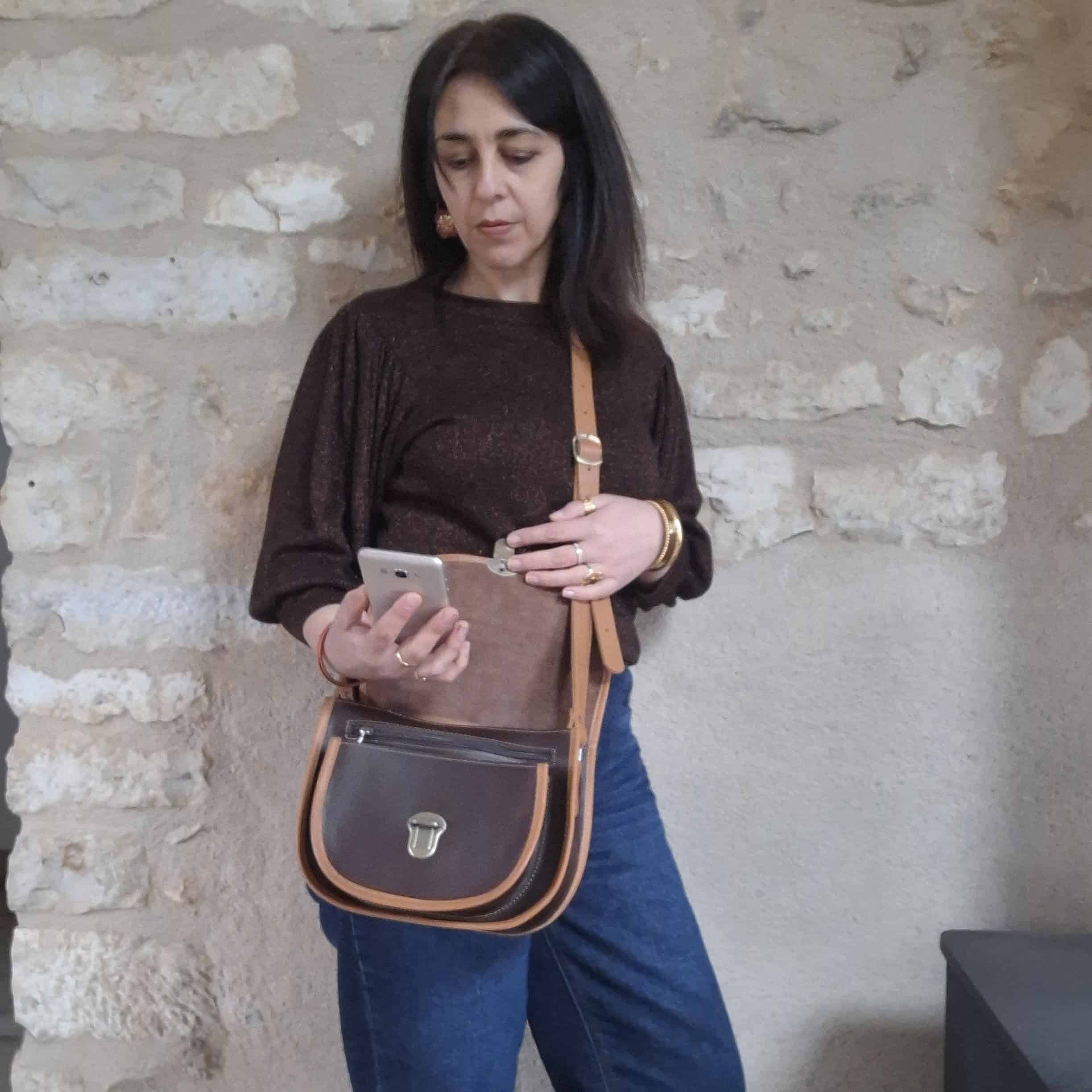 Besace en cuir marron et beige pour femme